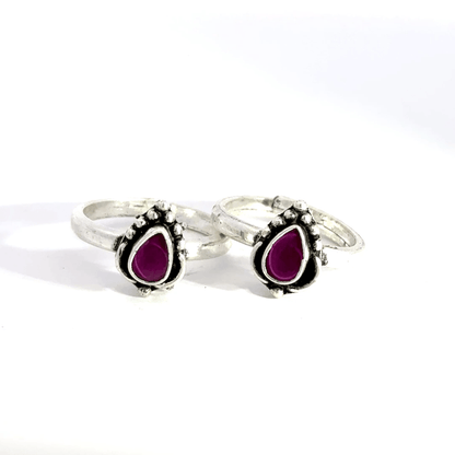 Antique Stone Toerings