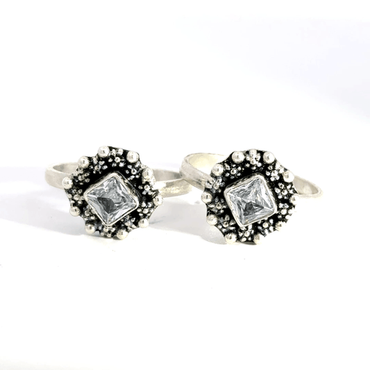 Antique Stone Toerings