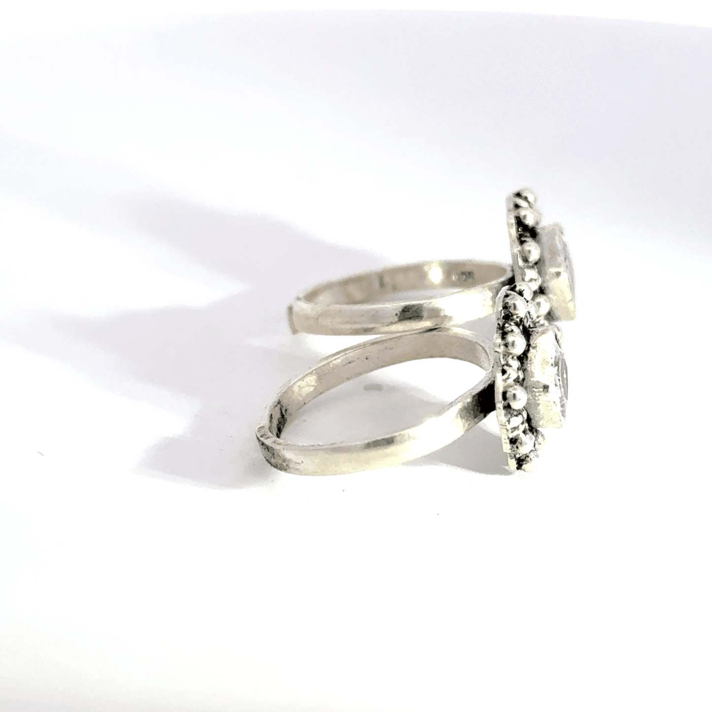Antique Stone Toerings