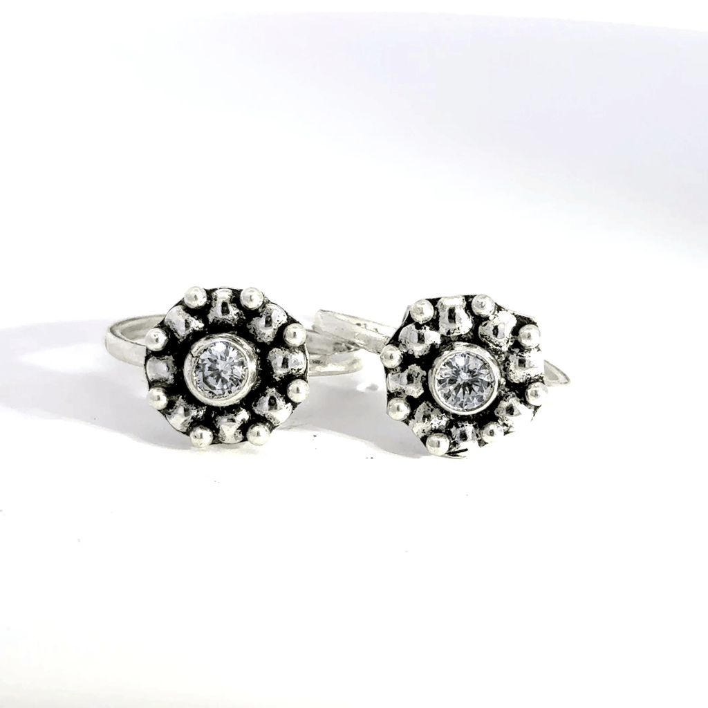 Antique Stone Toerings