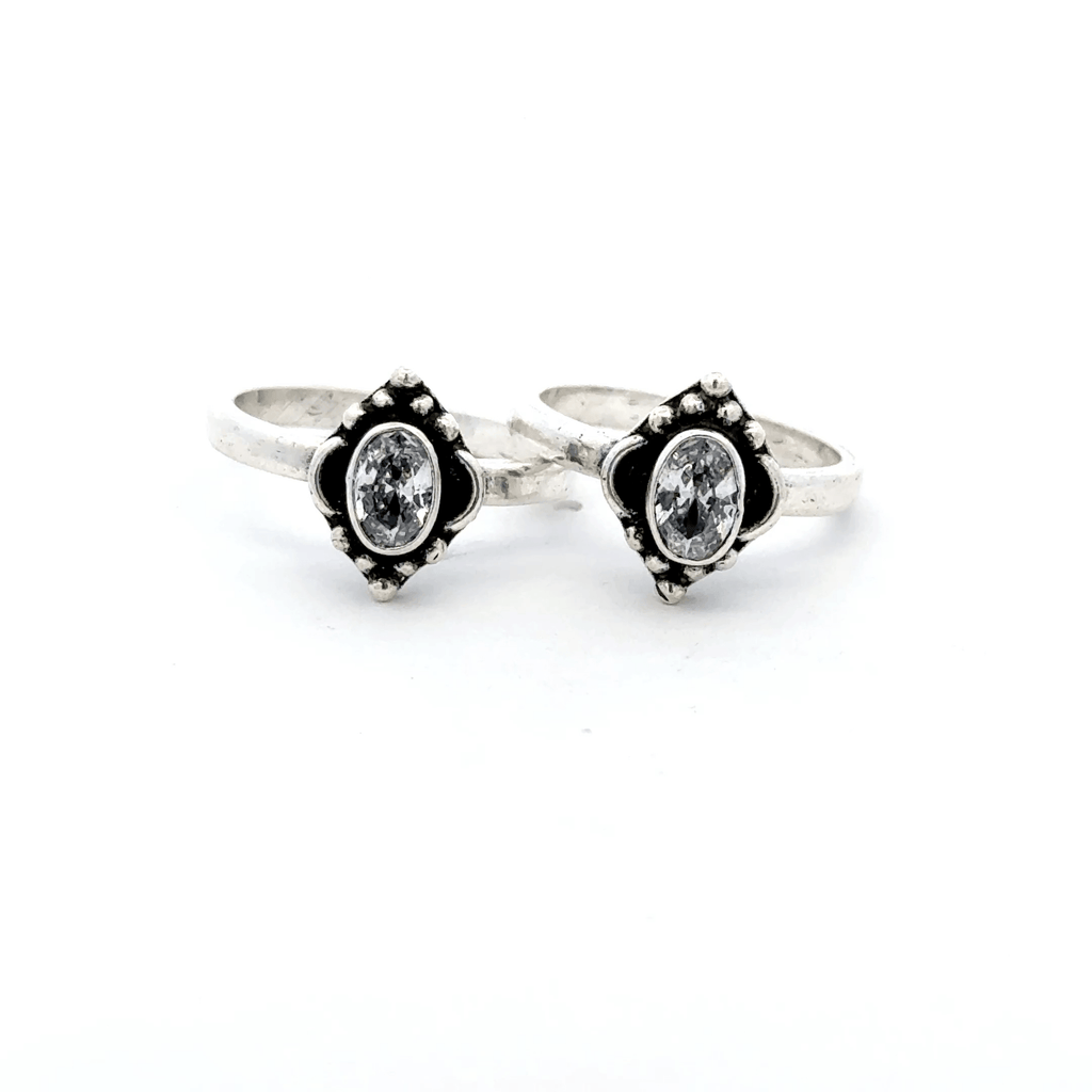 Antique Stone Toerings