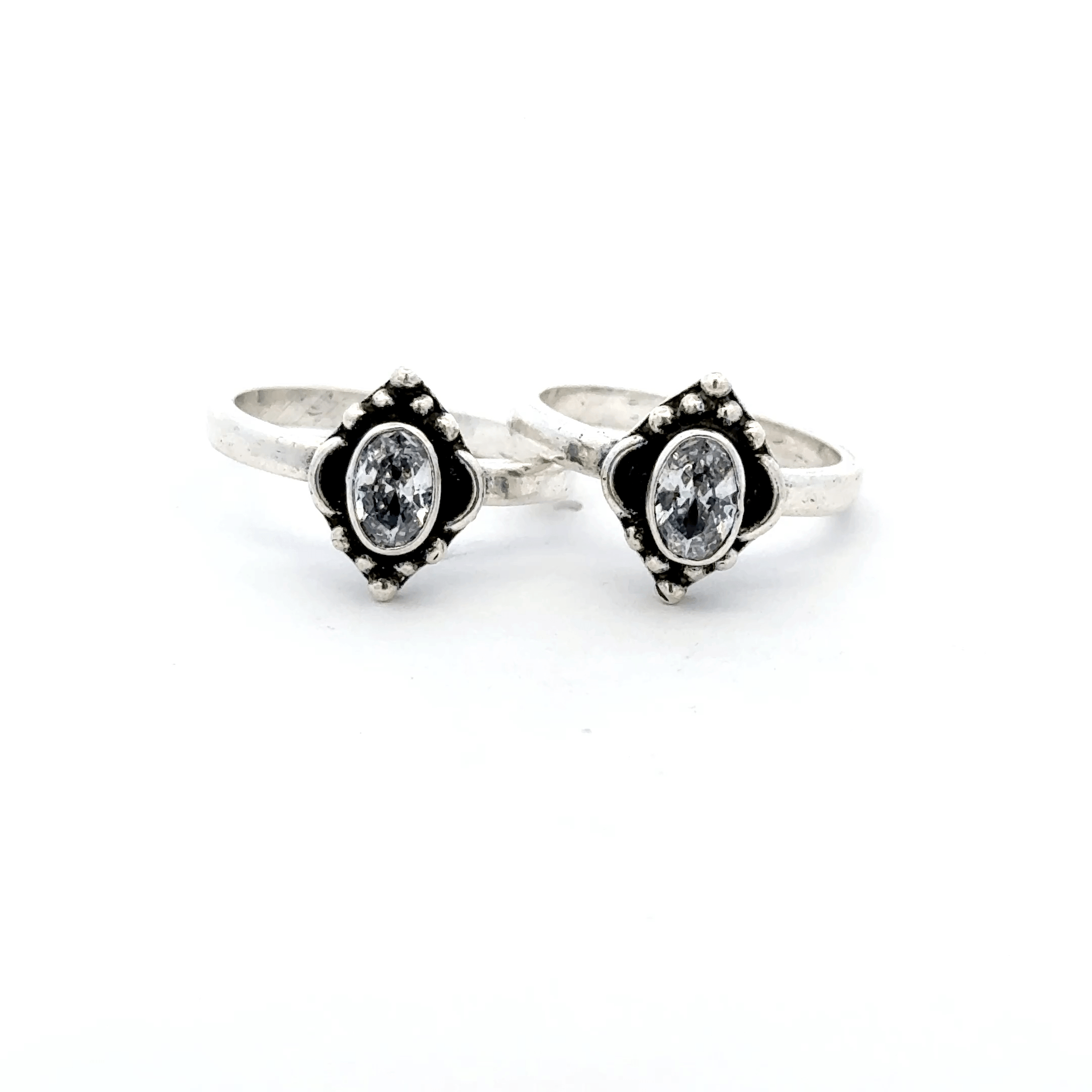 Antique Stone Toerings