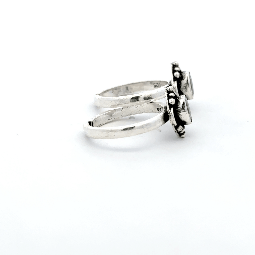 Antique Stone Toerings