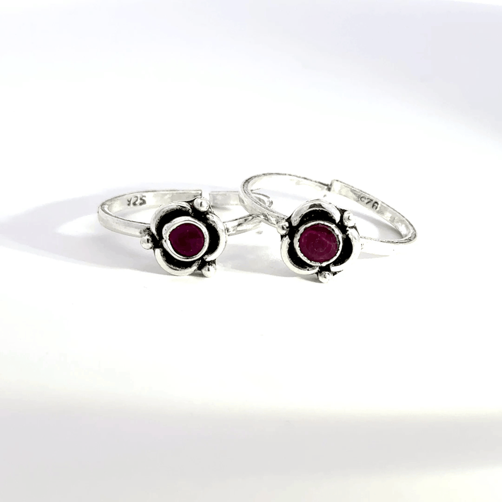 Antique Stone Toerings