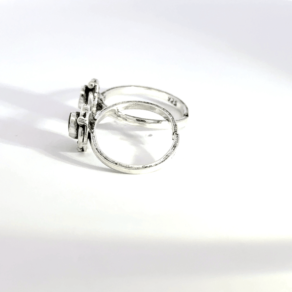 Antique Stone Toerings