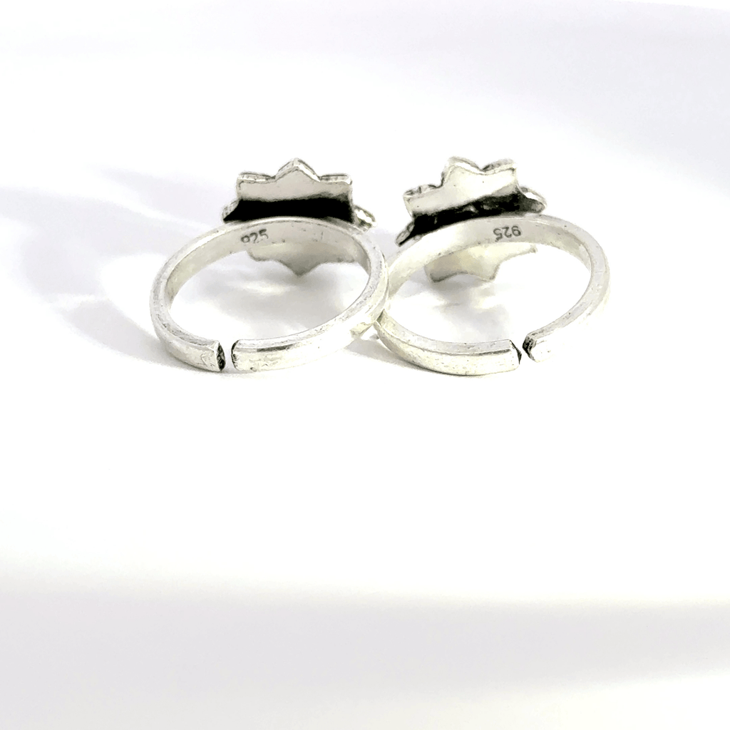 Antique Stone Toerings