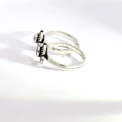 Antique Stone Toerings