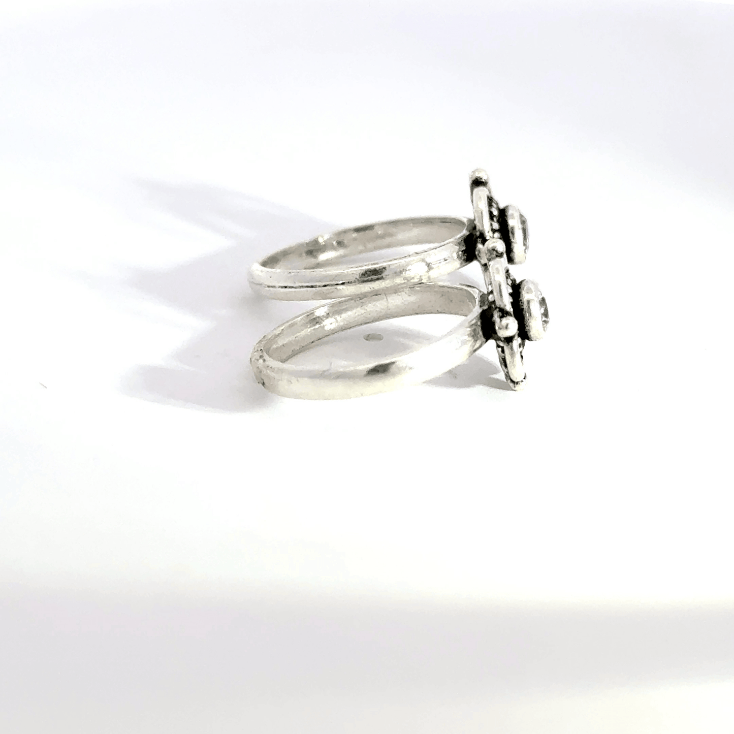 Antique Stone Toerings