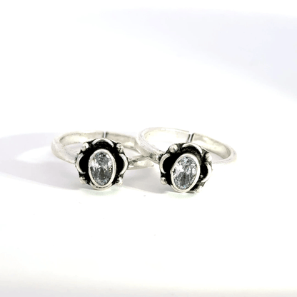 Antique Stone Toerings