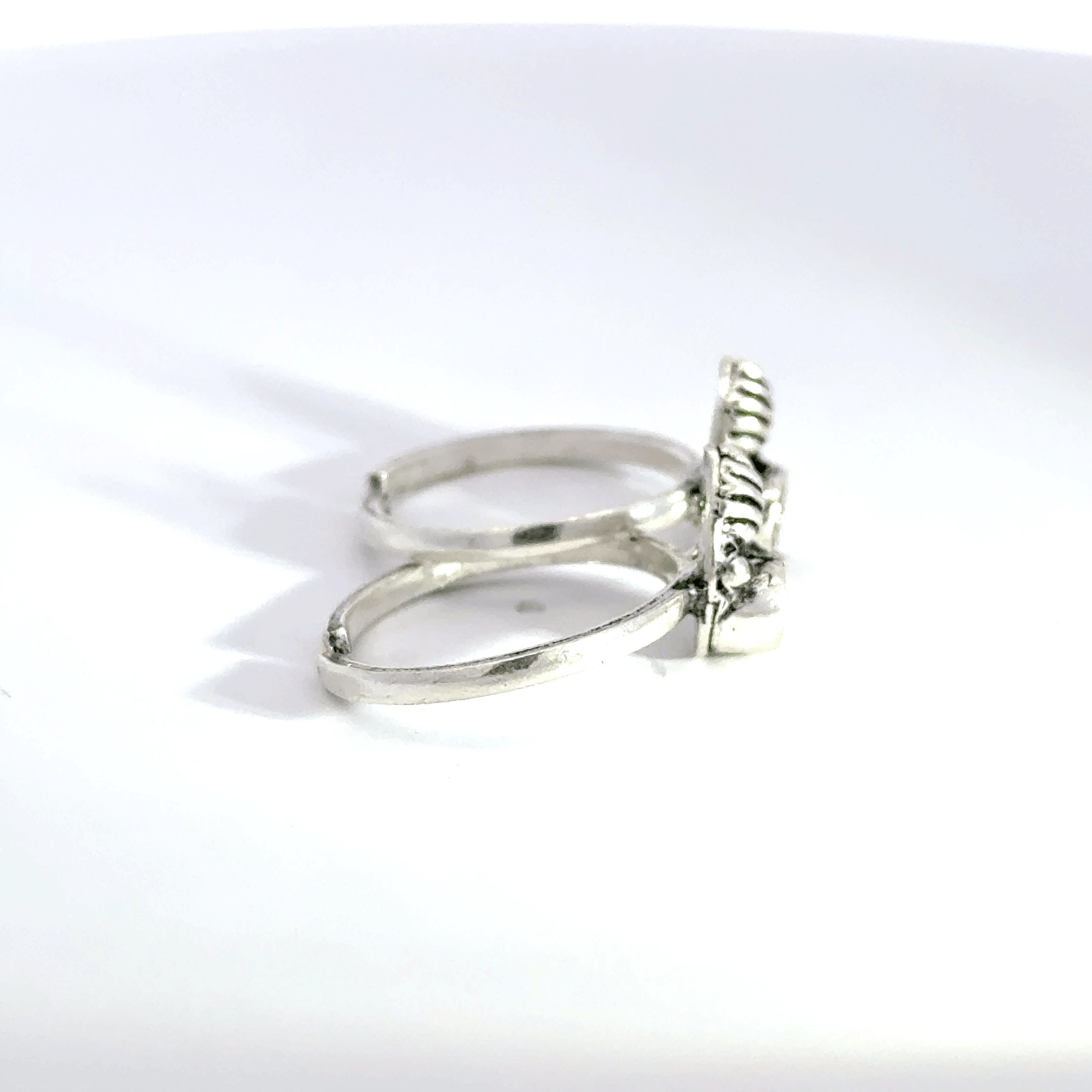 Antique Stone Toerings