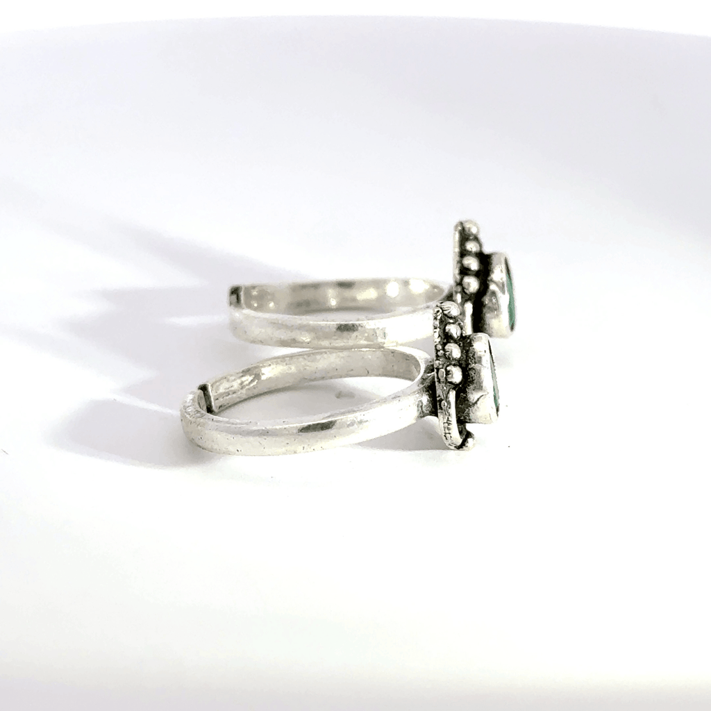 Antique Stone Toerings