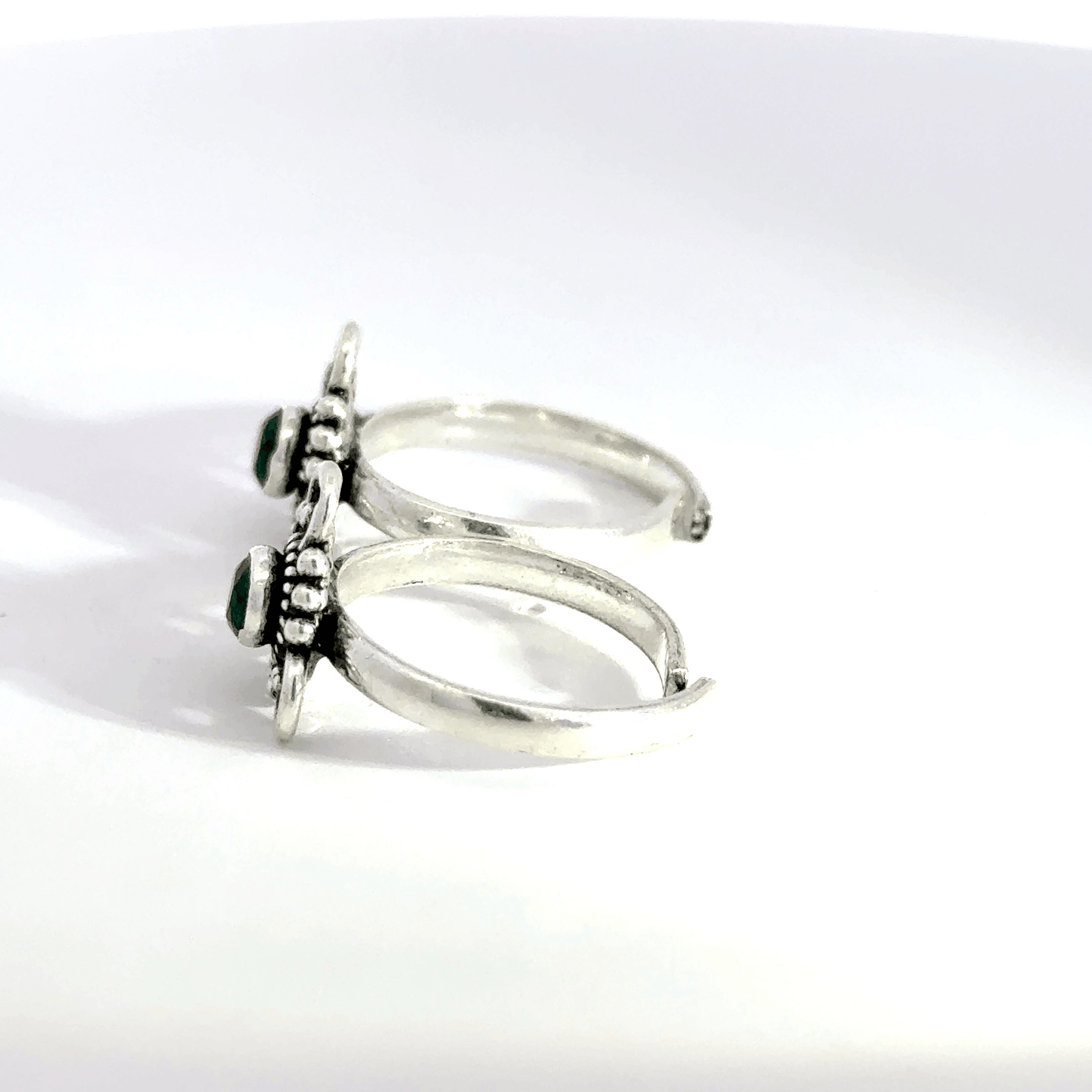 Antique Stone Toerings