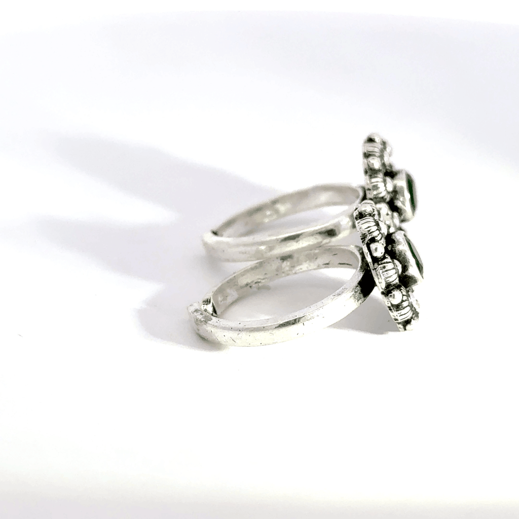 Antique Stone Toerings