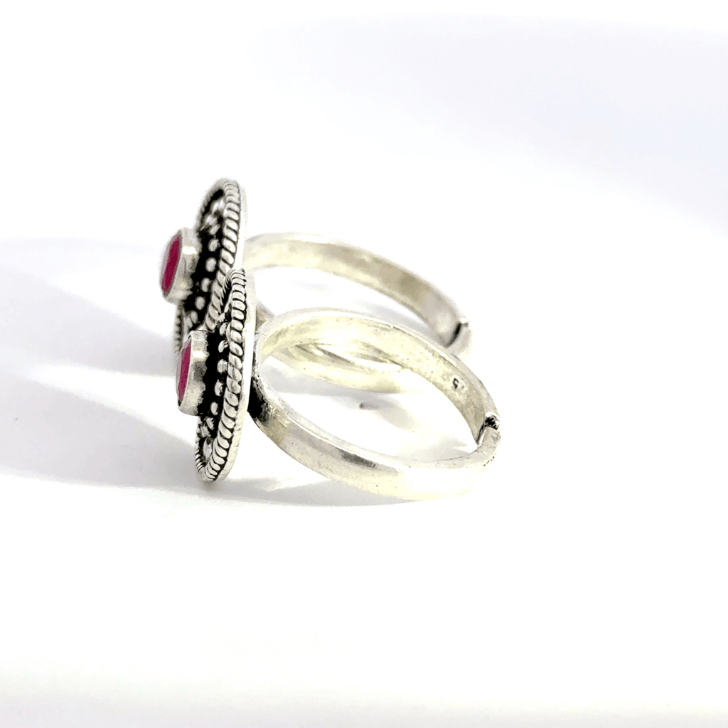 Antique Stone Toerings