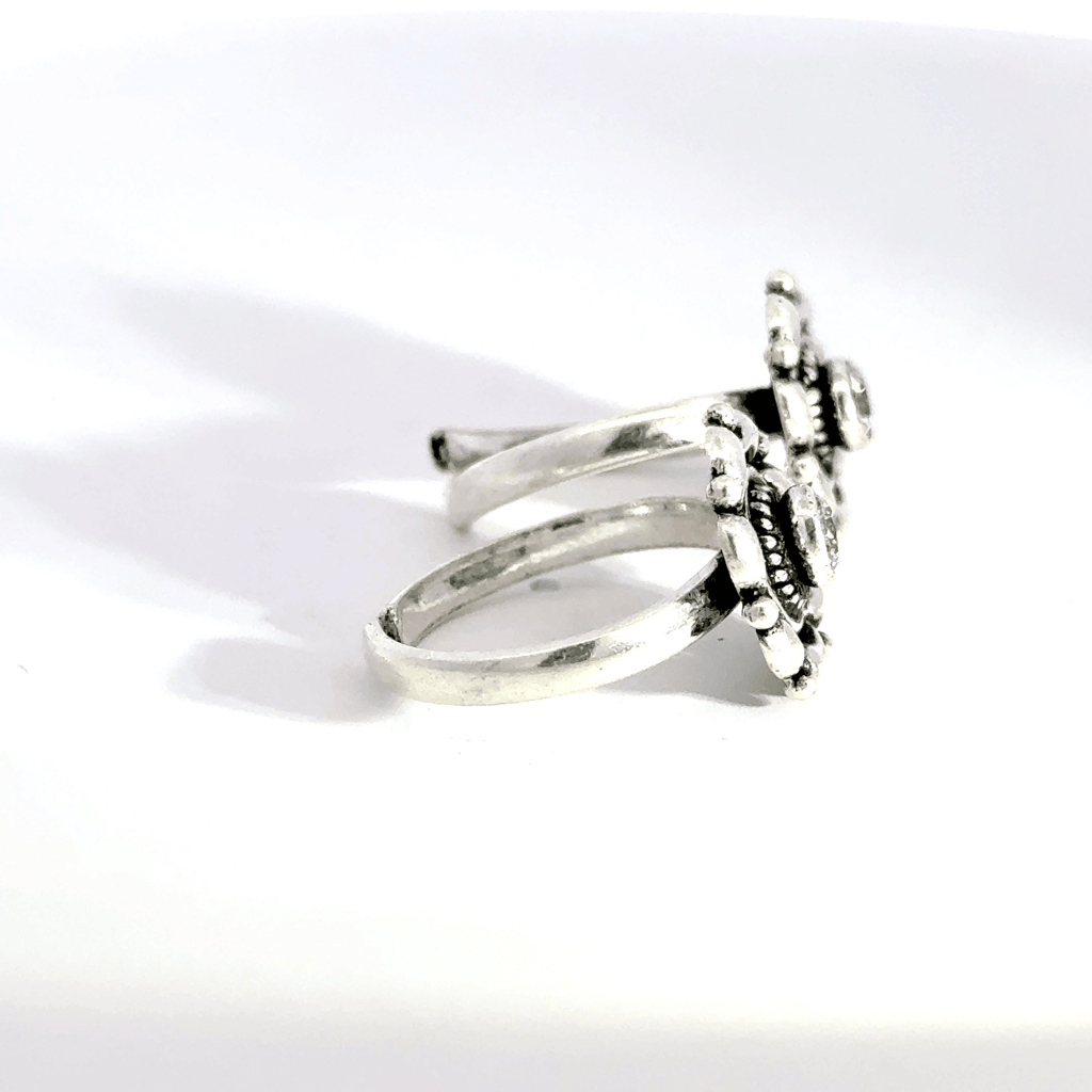 Antique Stone Toerings