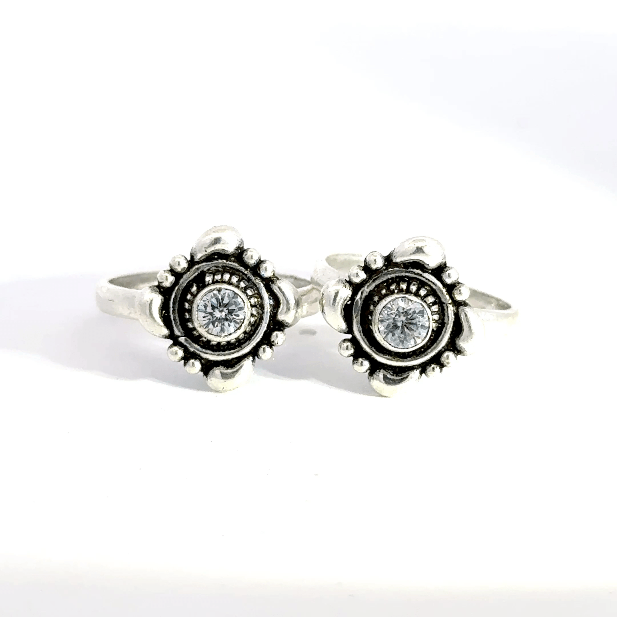 Antique Stone Toerings