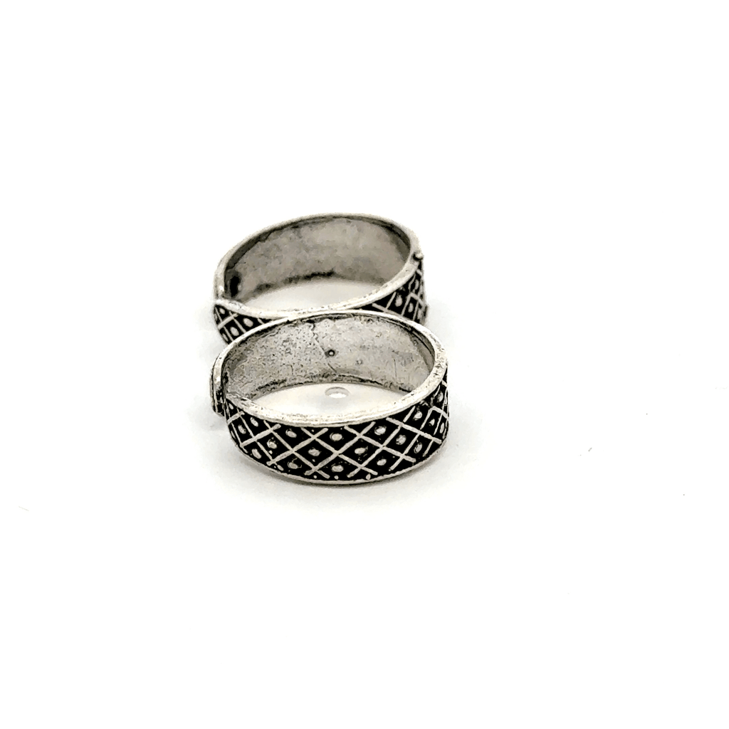 Antique Band Toerings