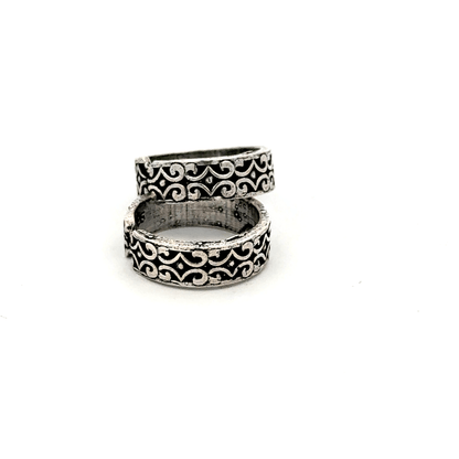Antique Band Toerings