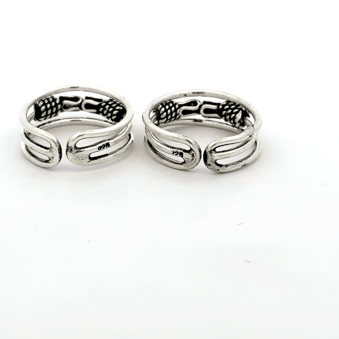 Antique elegant Toerings