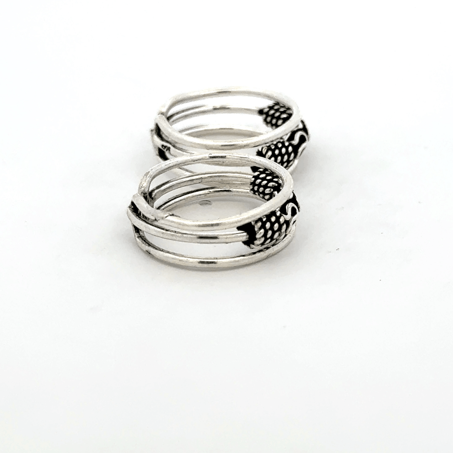 Antique elegant Toerings