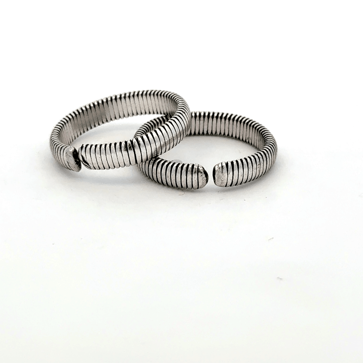 Antique Band toerings