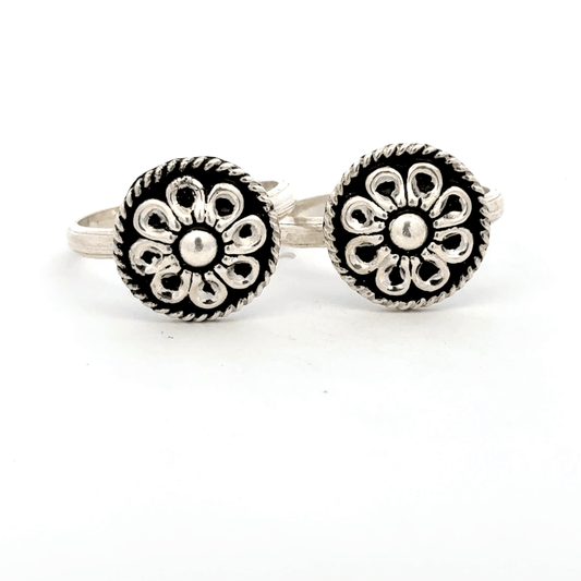Antique flower toerings