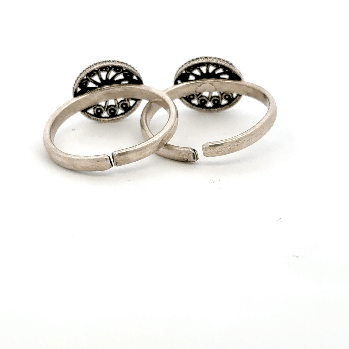Antique Round Toerings