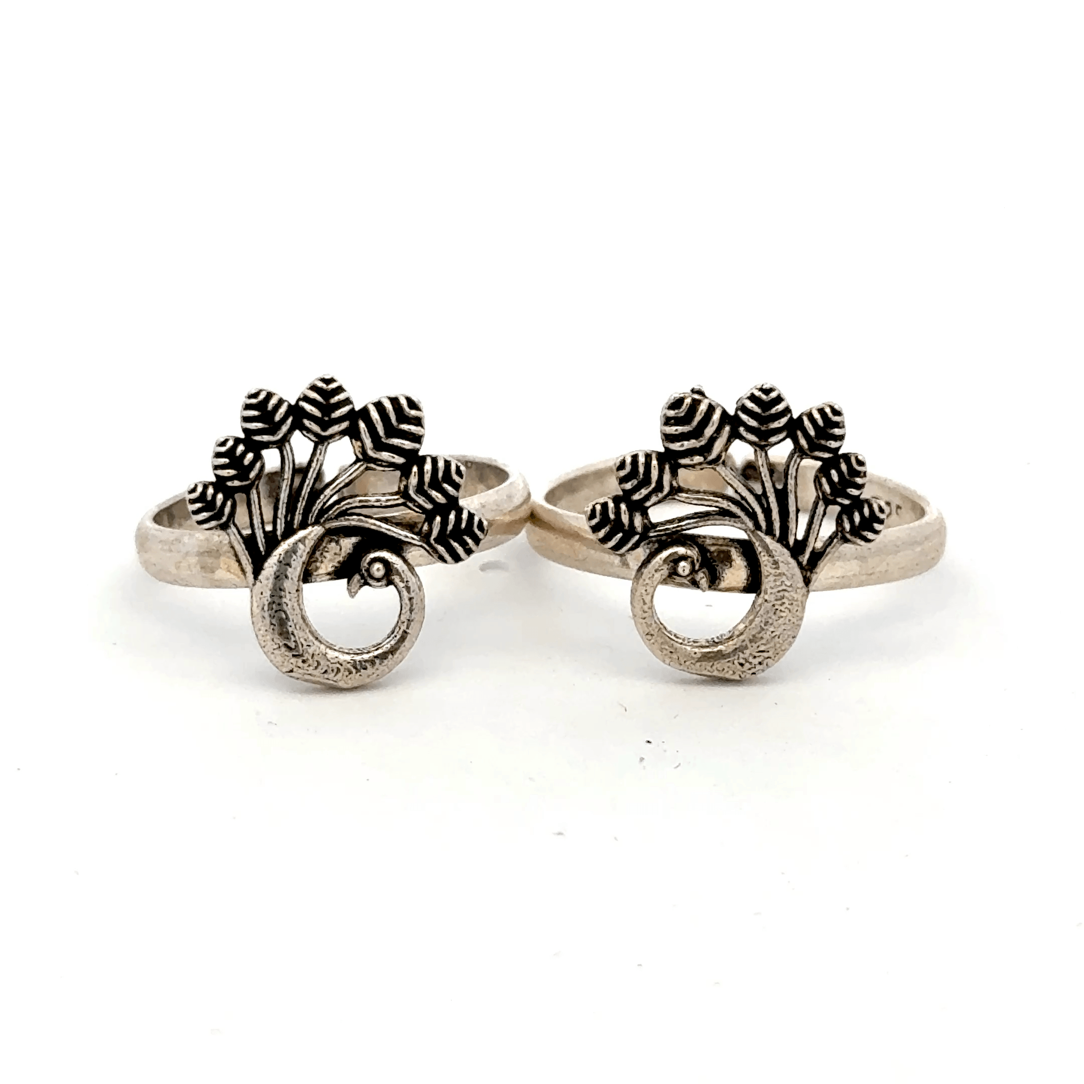 Antique Peacock Toerings