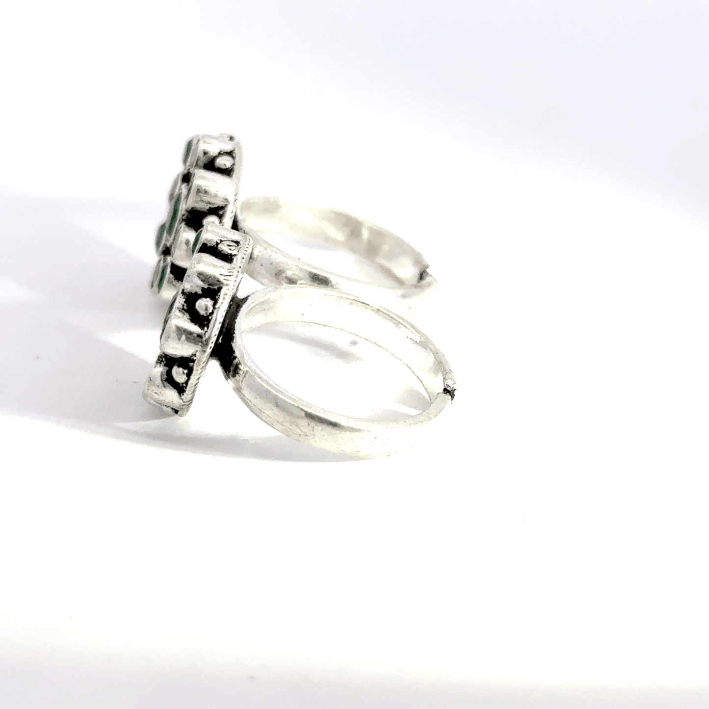 Antique Stone Toerings