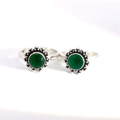 Antique Stone Toerings