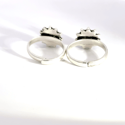 Antique Stone Toerings
