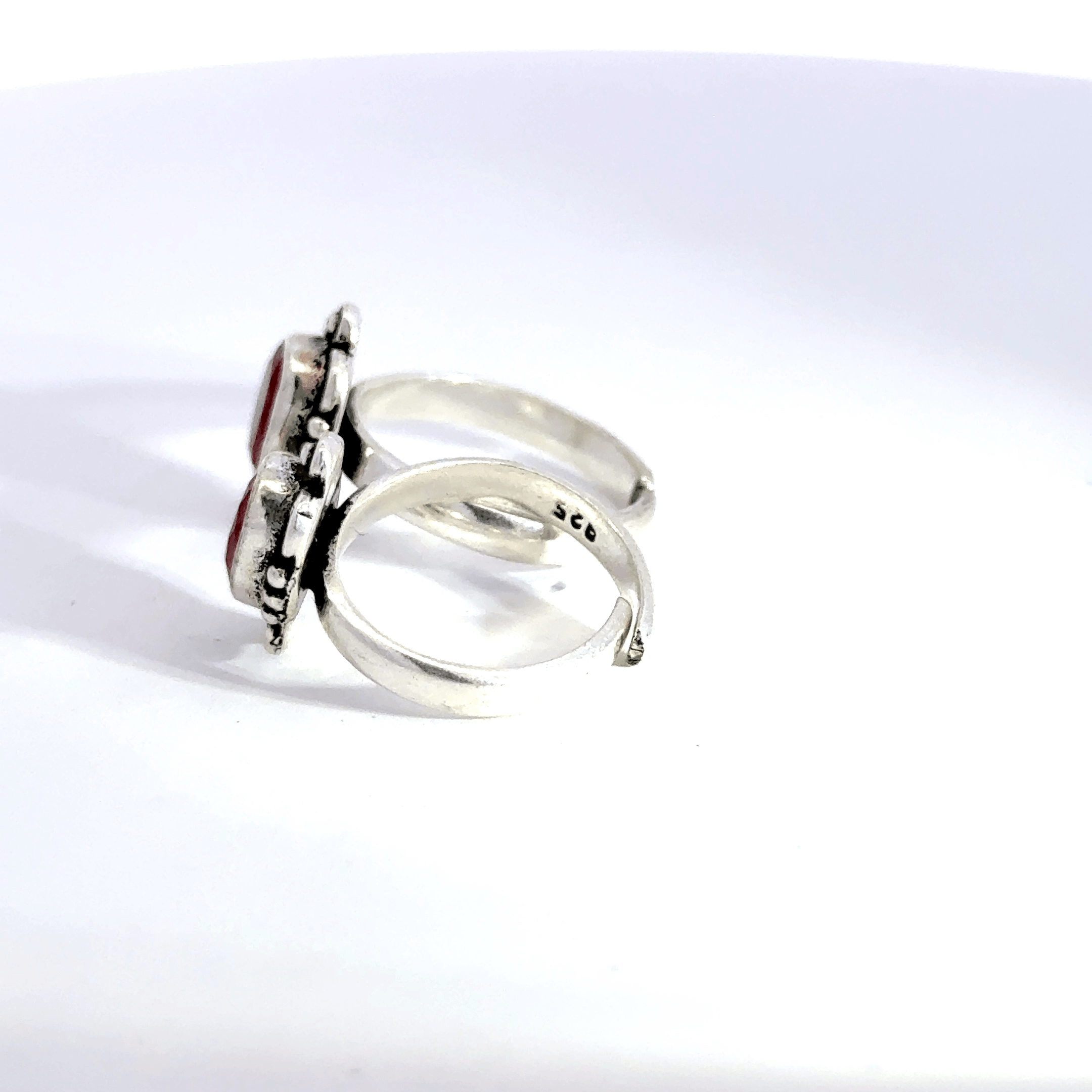 Antique Stone Toerings