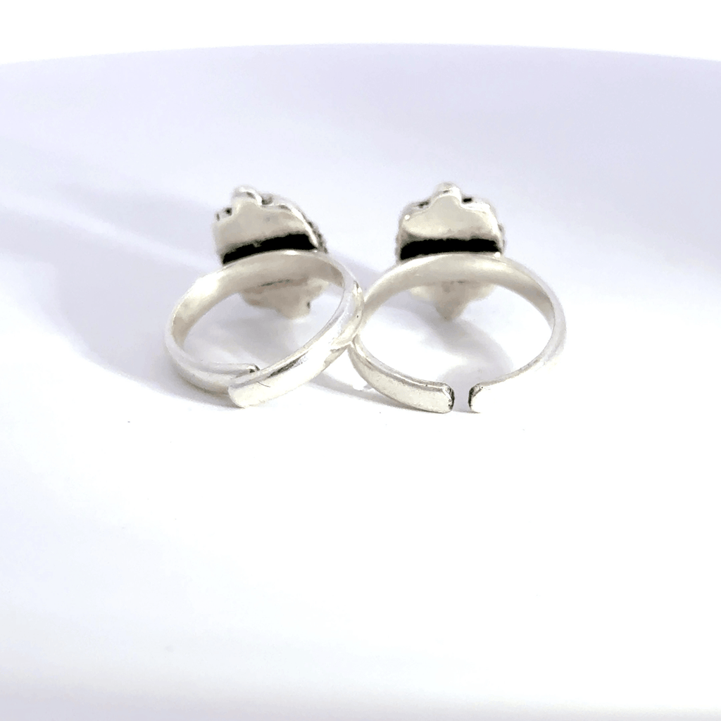 Antique Stone Toerings