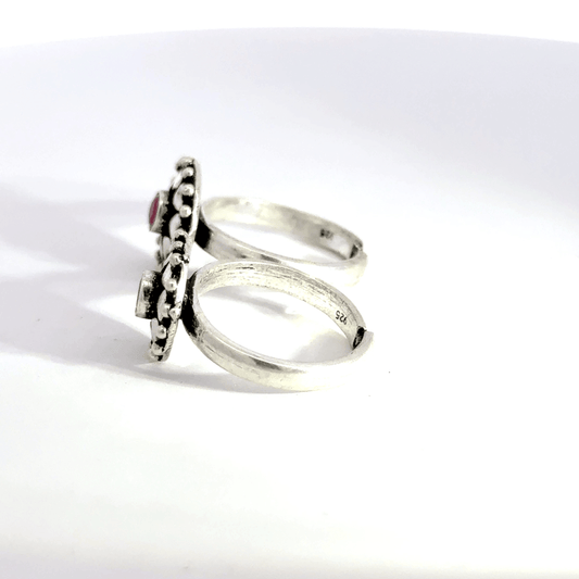 Antique Stone Toerings