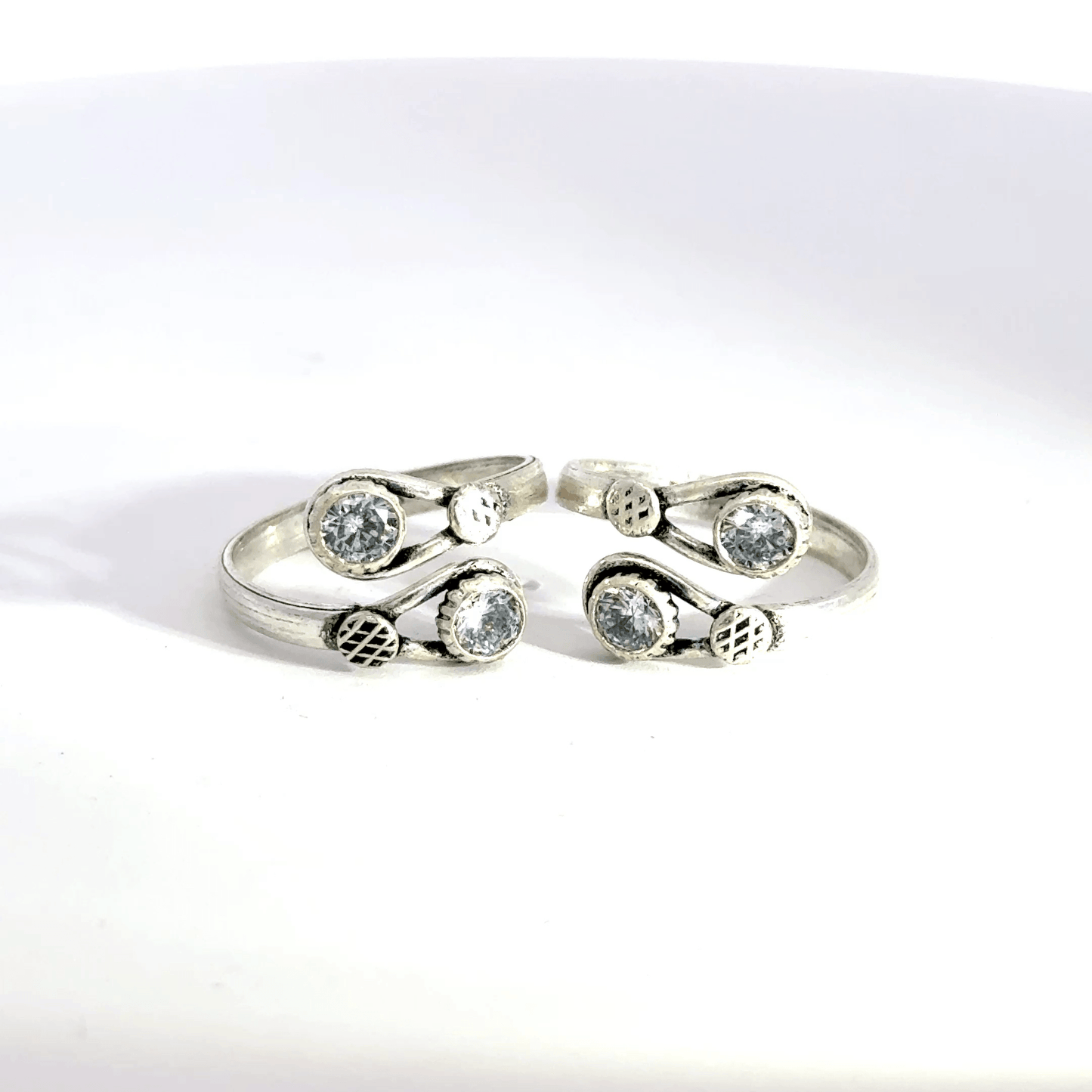 Antique Stone Toerings