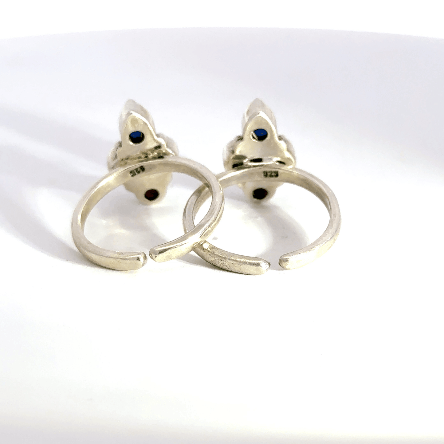 Antique Stone Toerings