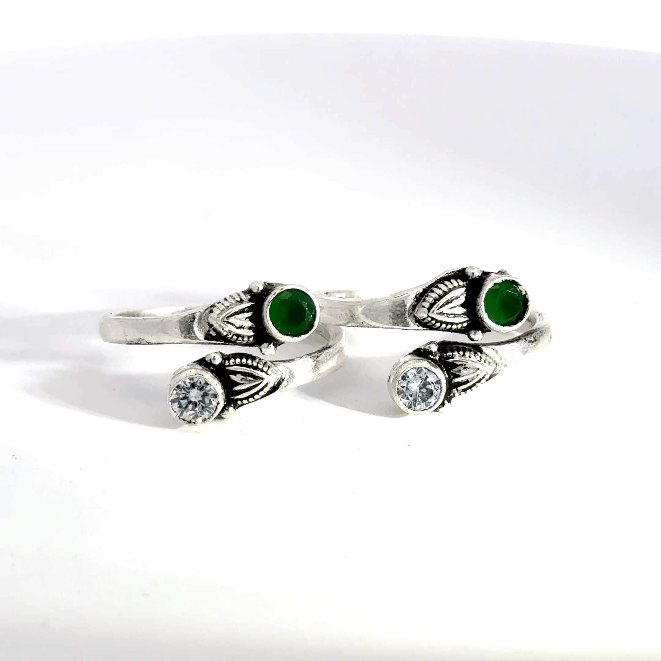 Antique Stone Toerings