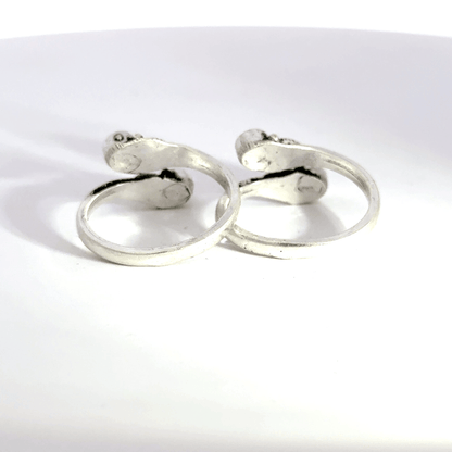 Antique Stone Toerings
