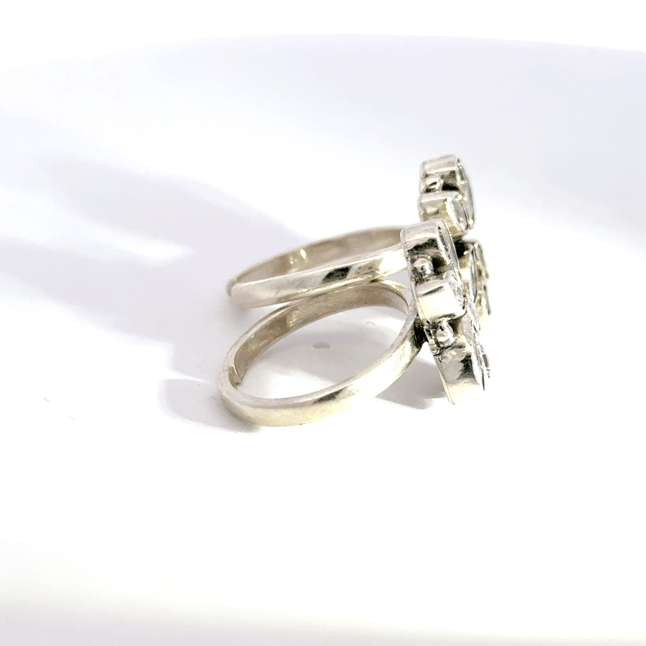 Antique Stone Toerings