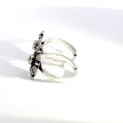 Antique Stone Toerings