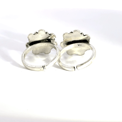 Antique Stone Toerings