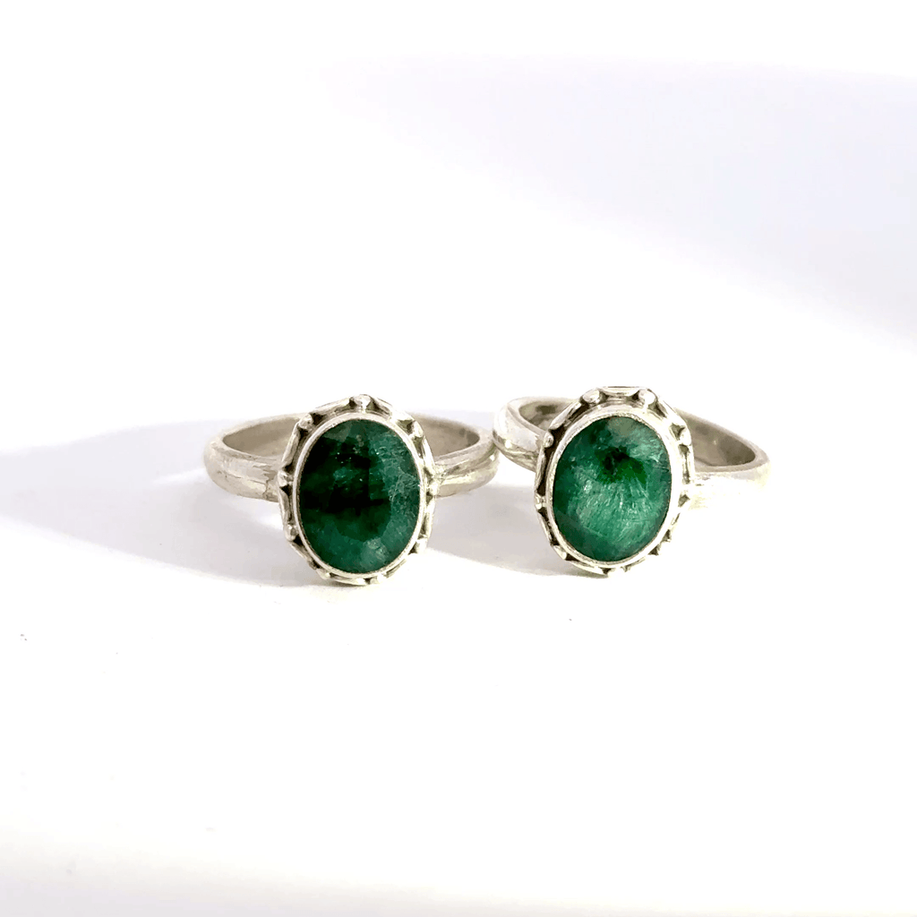 Antique Stone Toerings
