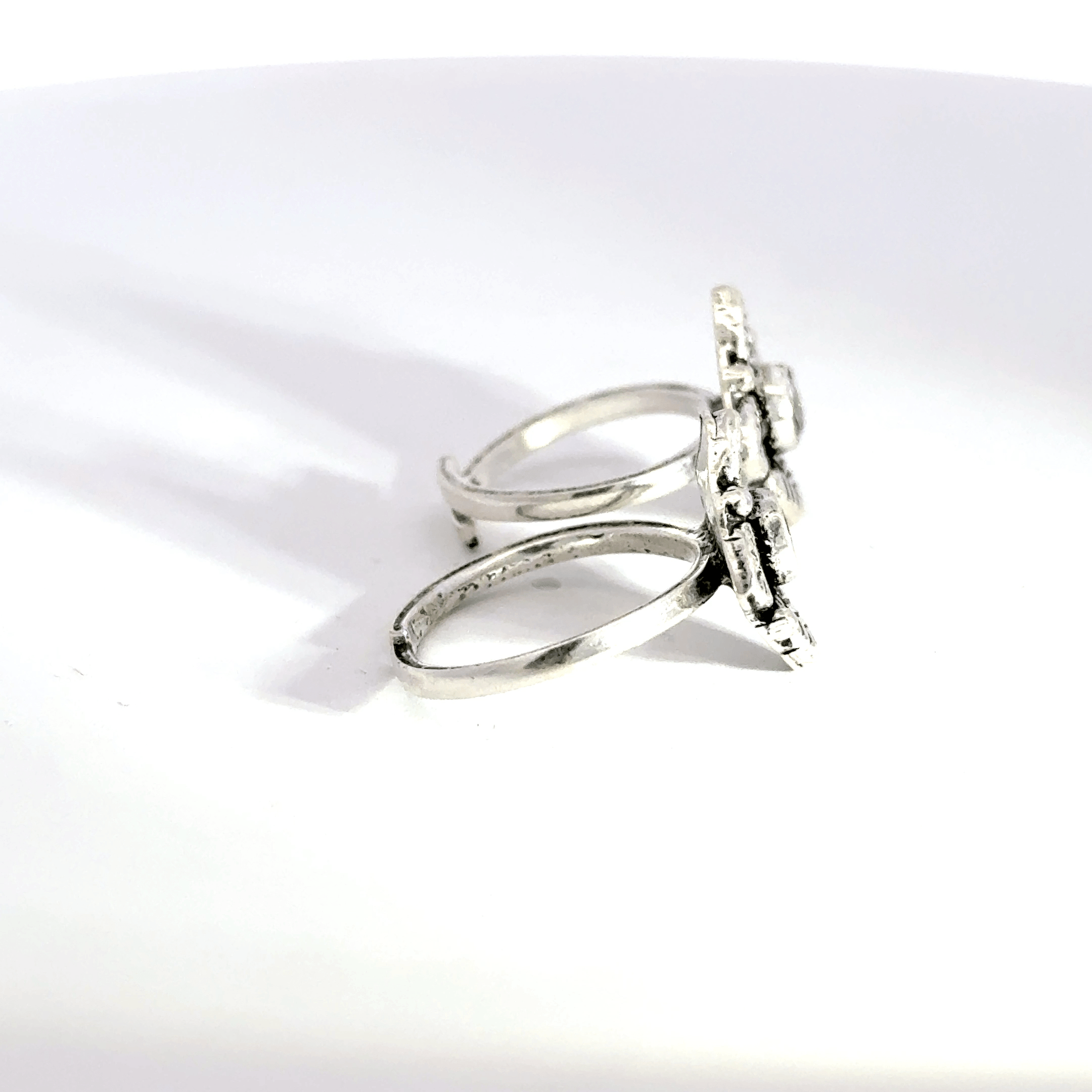 Antique Stone Toerings