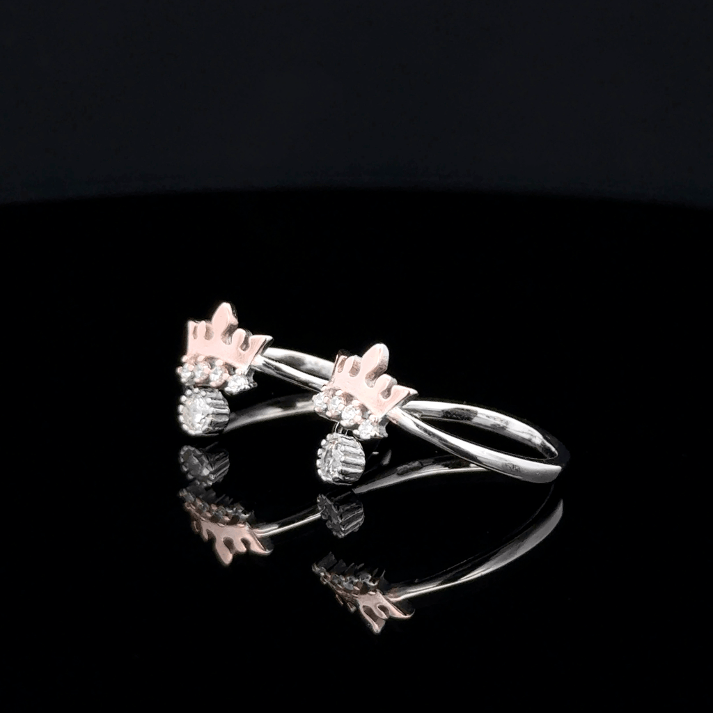 Crown toe rings