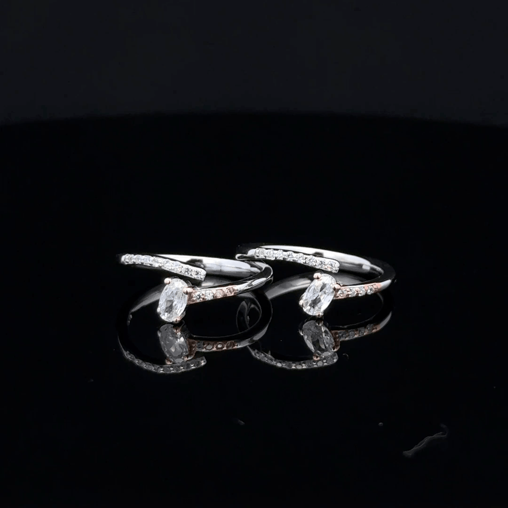 Oval-Cut Stone toerings