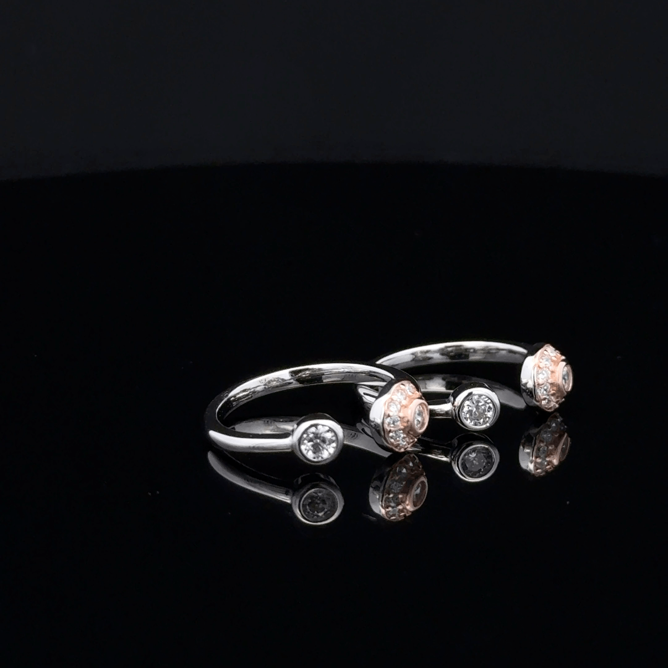 Tiered Halo toerings