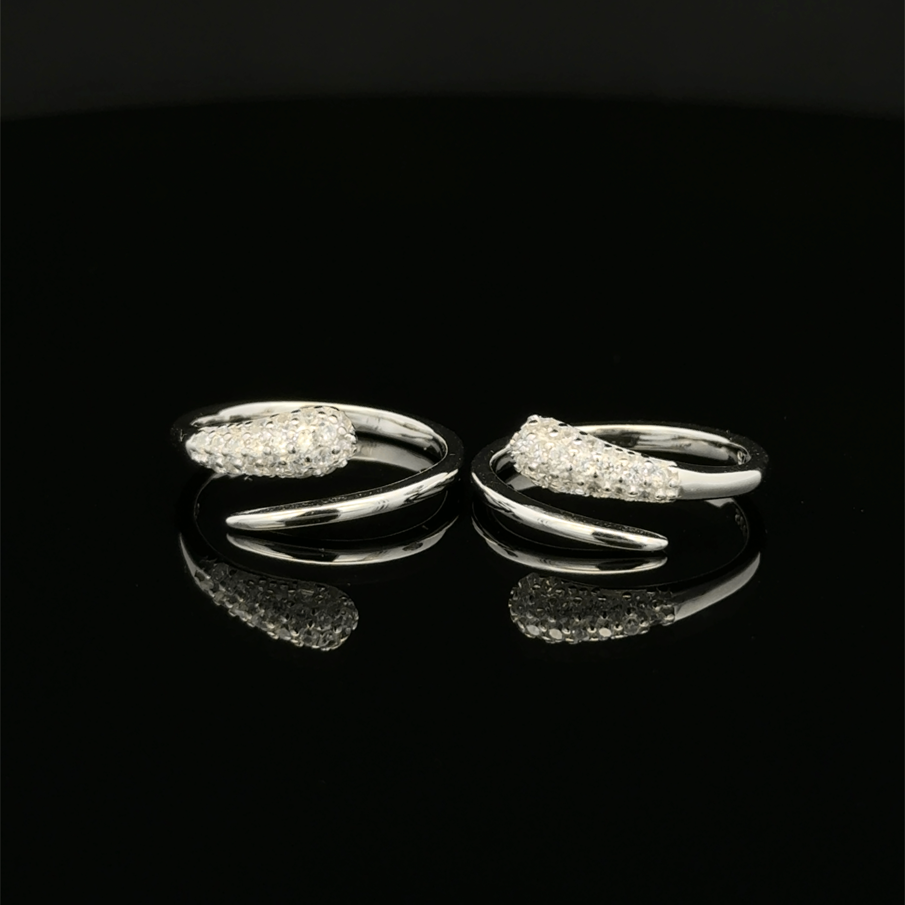 Pave Set Pointed Wrap Toe Rings