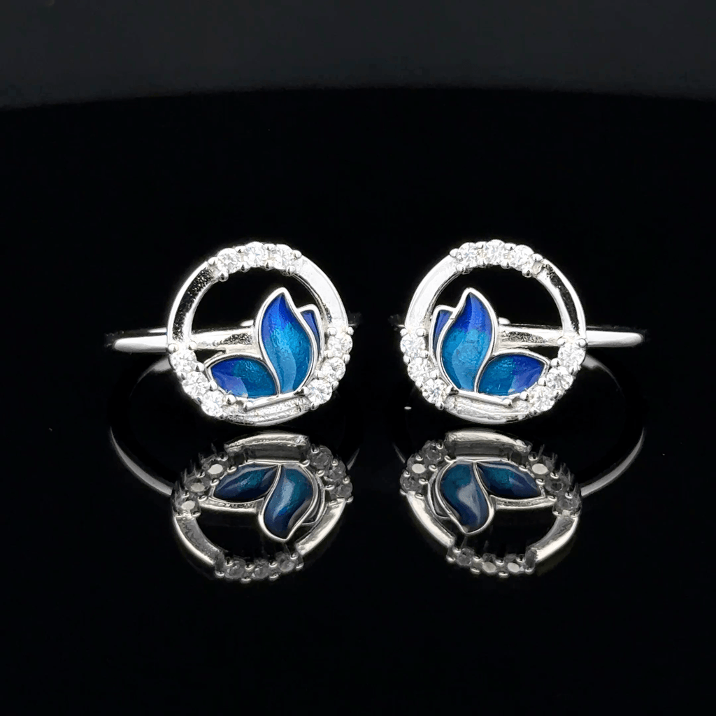 Circle with Half butterfly toerings