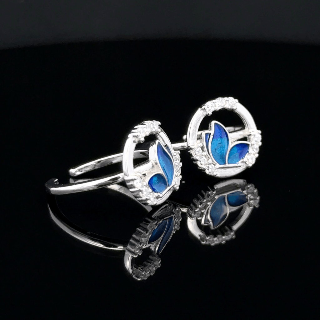 Circle with Half butterfly toerings