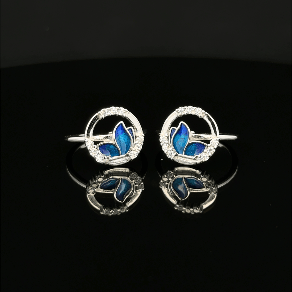 Circle with Half butterfly toerings